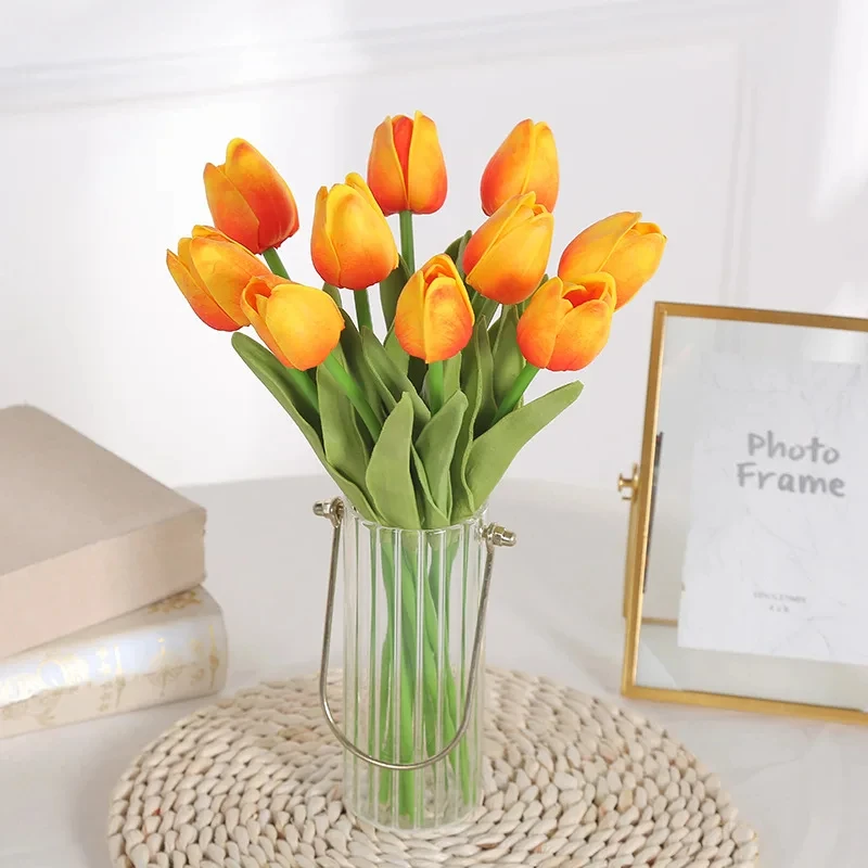 10Pcs Tulip Flowers Bouquet di tulipani artificiali PE Foam fiore finto per la decorazione della cerimonia nuziale decorazione del Bouquet da