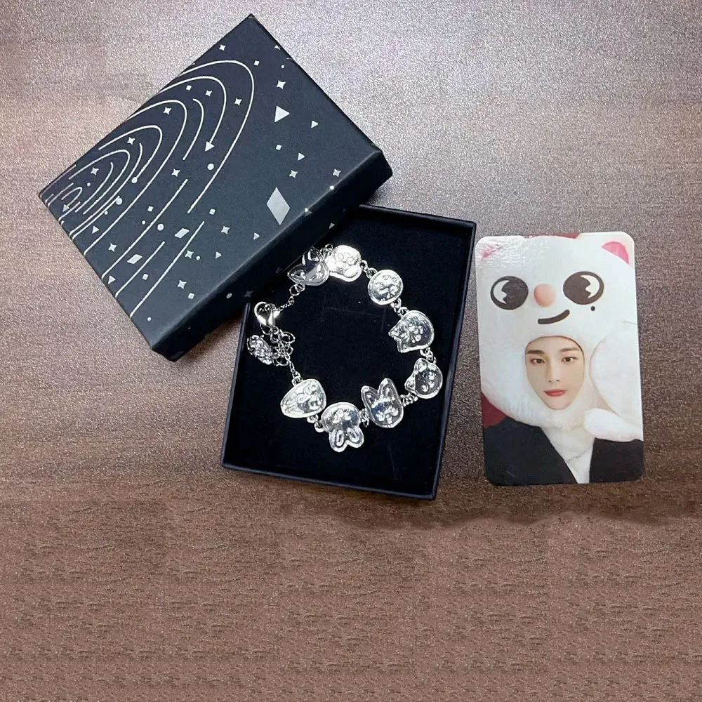 

Straykids pop-up cartoon SKZOO cute gift box bracelet bracelet with the same style as Huang Xuancheng, paired with celebrity sty