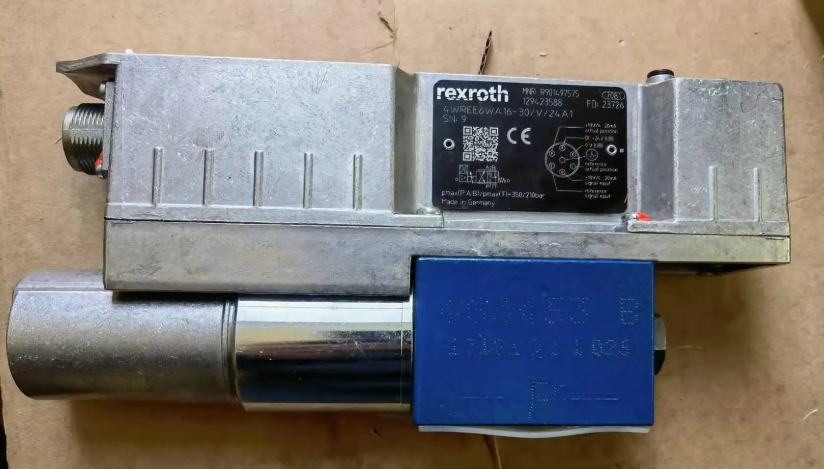 

REXROTH R901497575 4WREE6WA16-30/V/24A1 пропорциональный клапан