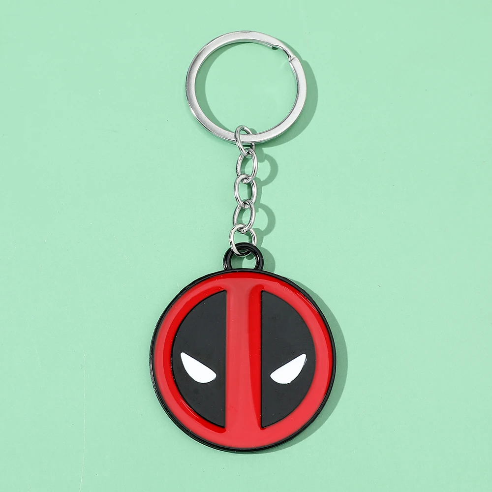 Marvel Movie Deadpool Figure Metal Keychain Deadpool Enamel Pendant Keyrings for Car Key Backpack Simple Style Accessories