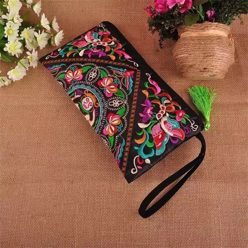 Bolso de mano con borlas para mujer, cartera de mano con diseño étnico, nacional, Retro, mariposa, flor, bordada, solapa pequeña, oferta de verano