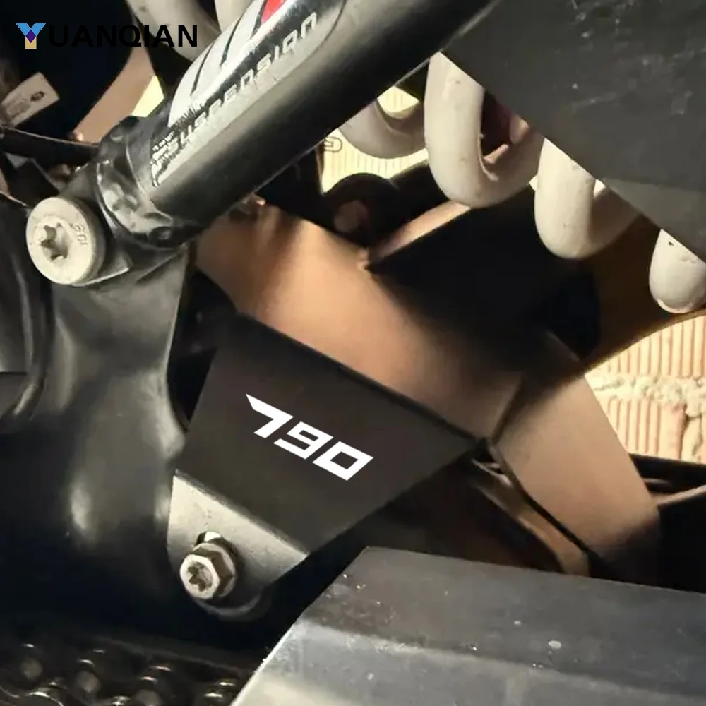 

Rear Shock Shield Guard Cover Protector For KTM 790 890 ADV 790 890 Adventure S R Rally 2019 2020 2021 2022 2023 2024 2025 2026