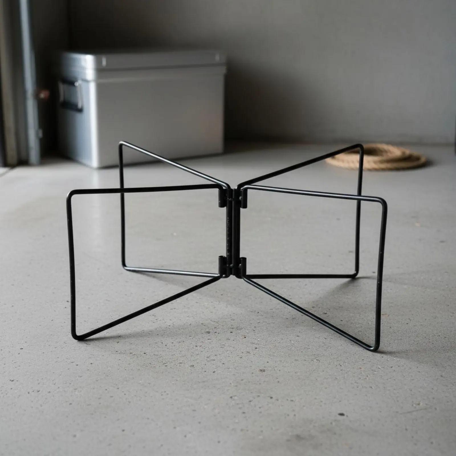 Folding Beverage Stand Space-Saving Foldable Metal Frame Camping Box Rack Substantial Duty X-Shaped Frame Beverage Stand