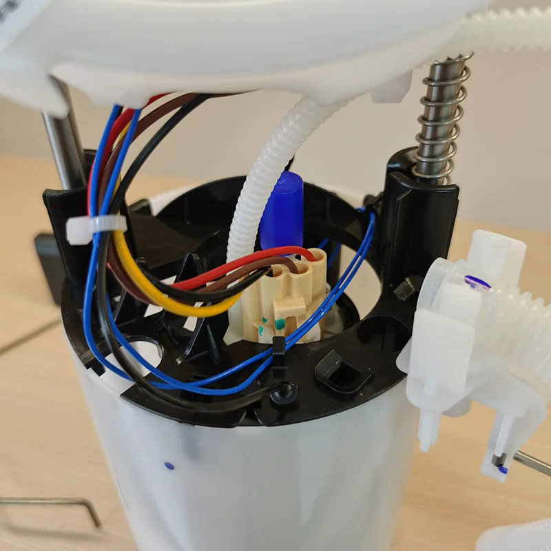16112283496 16112283497 Kraftstoffpumpenbaugruppe passend für BMW E90 M3 E92 E93, brandneue, hochwertige Autoteile – Detail 9