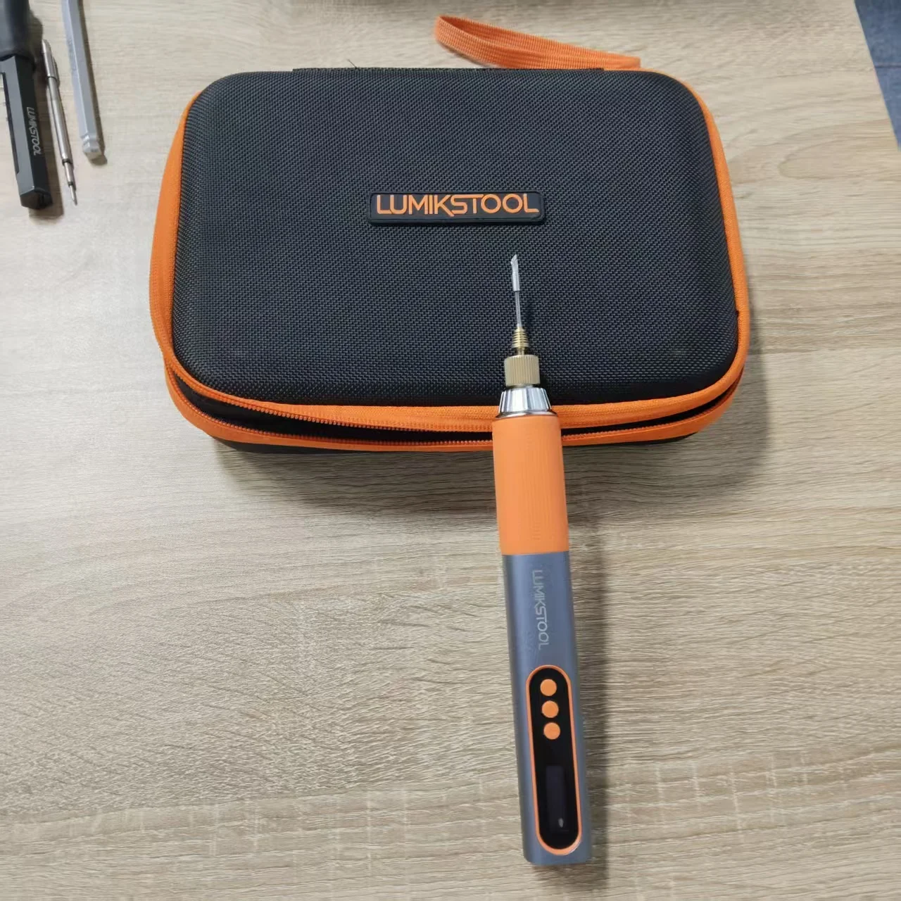LUMIKSTOOL-910 Portable Soldering Iron 35W Type-C PD QC 2600mAh HD Screen 150-450°C Adjustable Temp Cordless