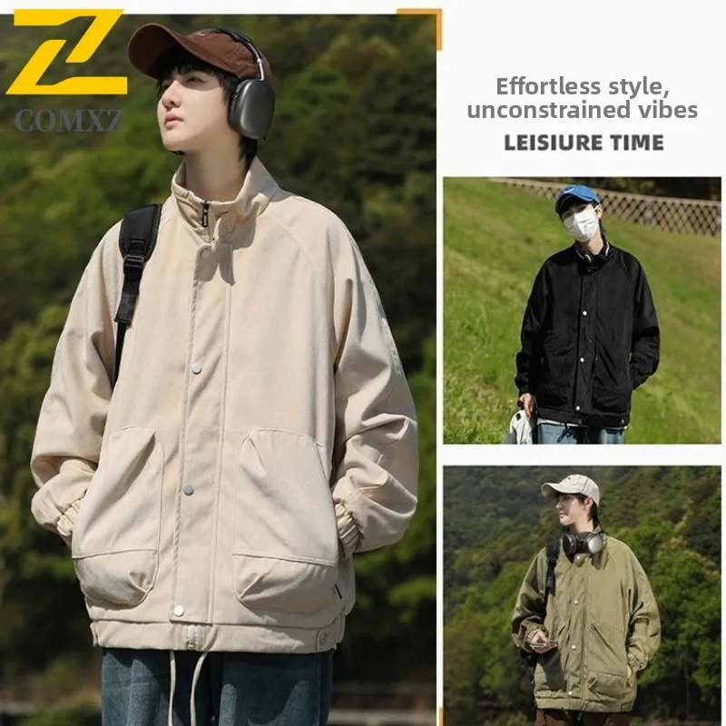 

COMXZ куртка с воротником-стойкой, новинка 2024, унисекс, американское винтажное пальто-пилот, модное минималистское пальто в стиле пары, повседневная уличная одежда, модная