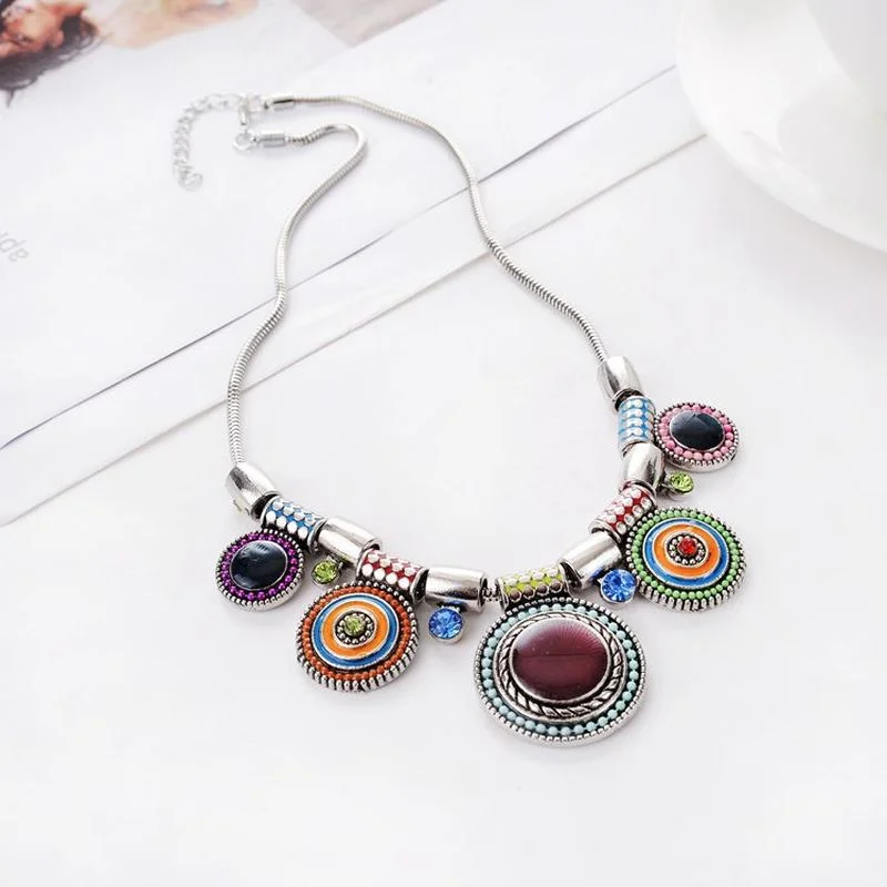 2022 New Popular Retro Luxury Ethnic Style Alloy Oil Drop Inlaid Necklace Boho Necklace Ladies Jewelry