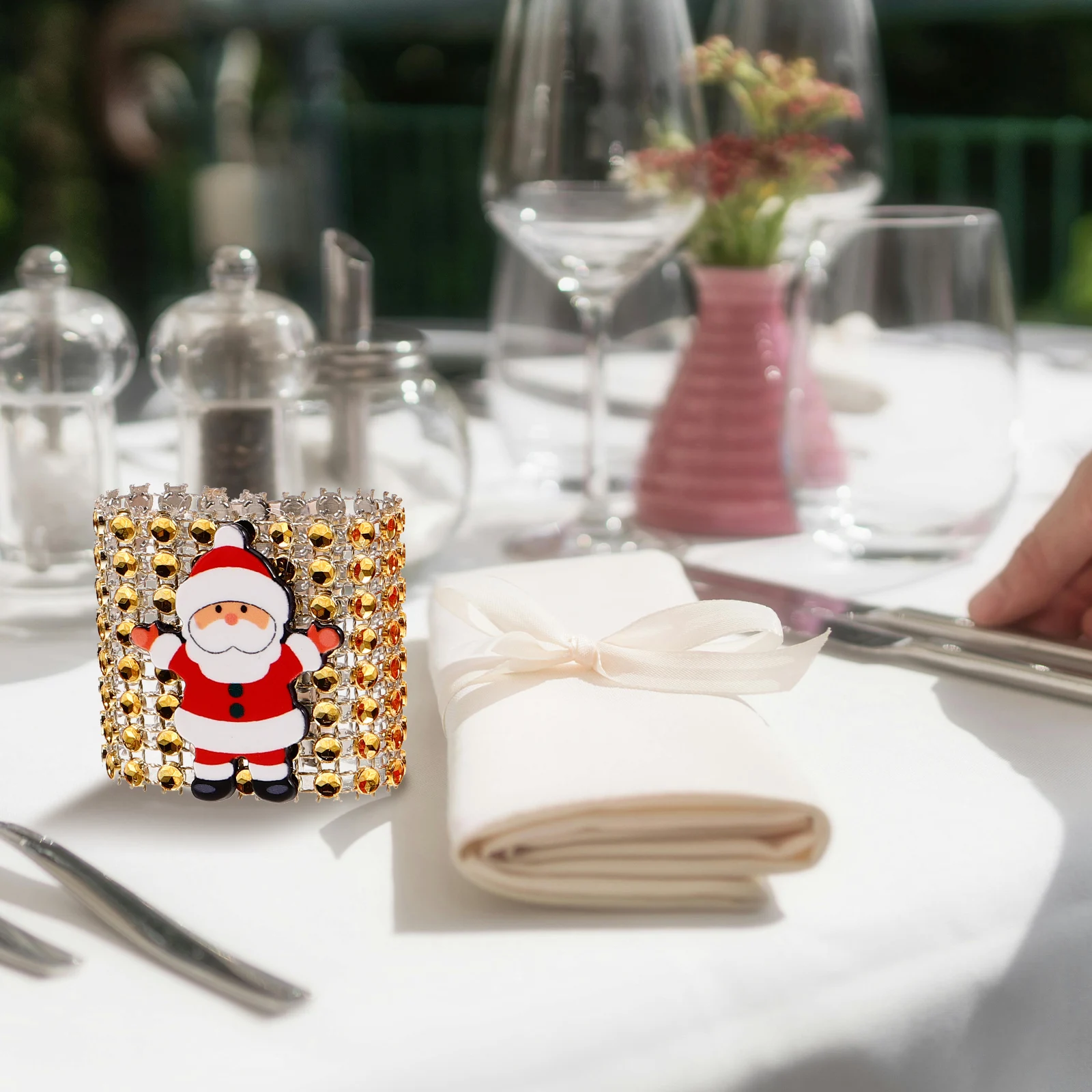 

12Pcs Christmas Napkin Rings Santa Claus Serviette Buckles Silver Golden Red Dining Table Holiday Party Decoration