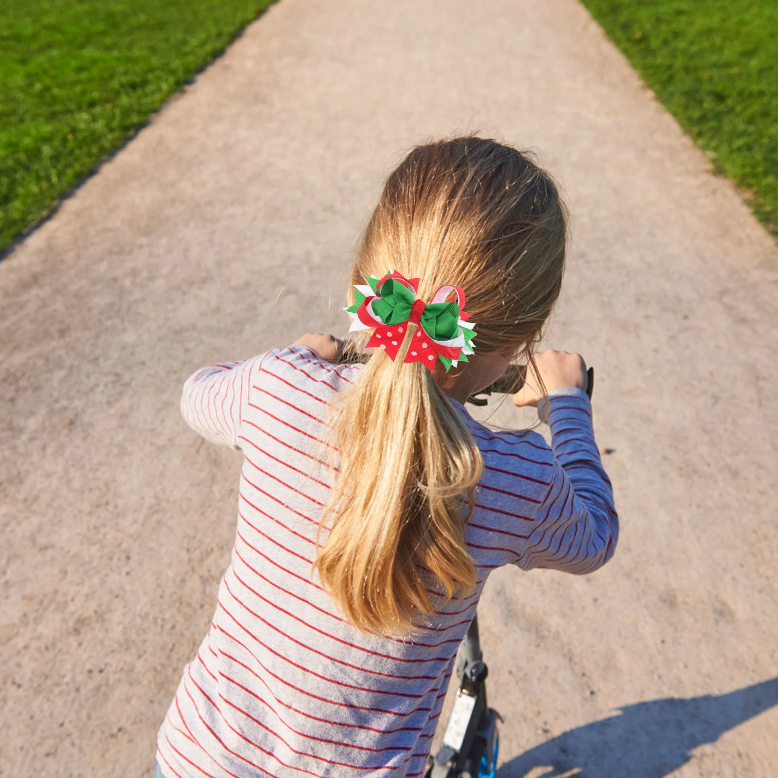 

4Pcs Christmas Hair Clips Kids Green Bowknot Hair Accessories Baby Girls Cute Holiday Bow Clips Toddler Festive Xmas Hairpins