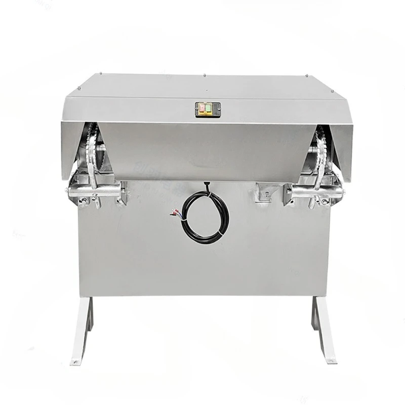 

Use double-headed coconut sheller, large coconut sheller, old coconut emperor saw disc sheller