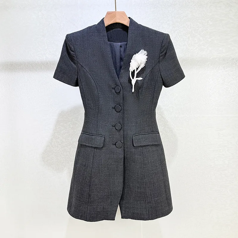 

Wool-Blend Floral Brooch Dress for Women Minimalist Commuter Style V-Neck Casual Short-Sleeve Dress Spring 2026 New Arrival Y2K