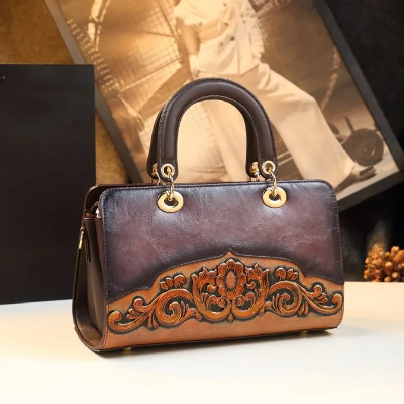 حقيبة كتف نسائية كلاسيكية من العلامة التجارية المصممة يدويًا من الجلد ذات سعة كبيرة منقوشة للنساء
