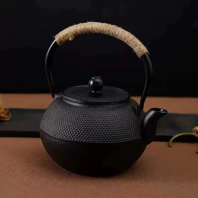 600/800ml Japanese Cast Iron Teapot Iron Kung Fu Tea Puer Tea Tea KettleTea Set Decoration Ornament