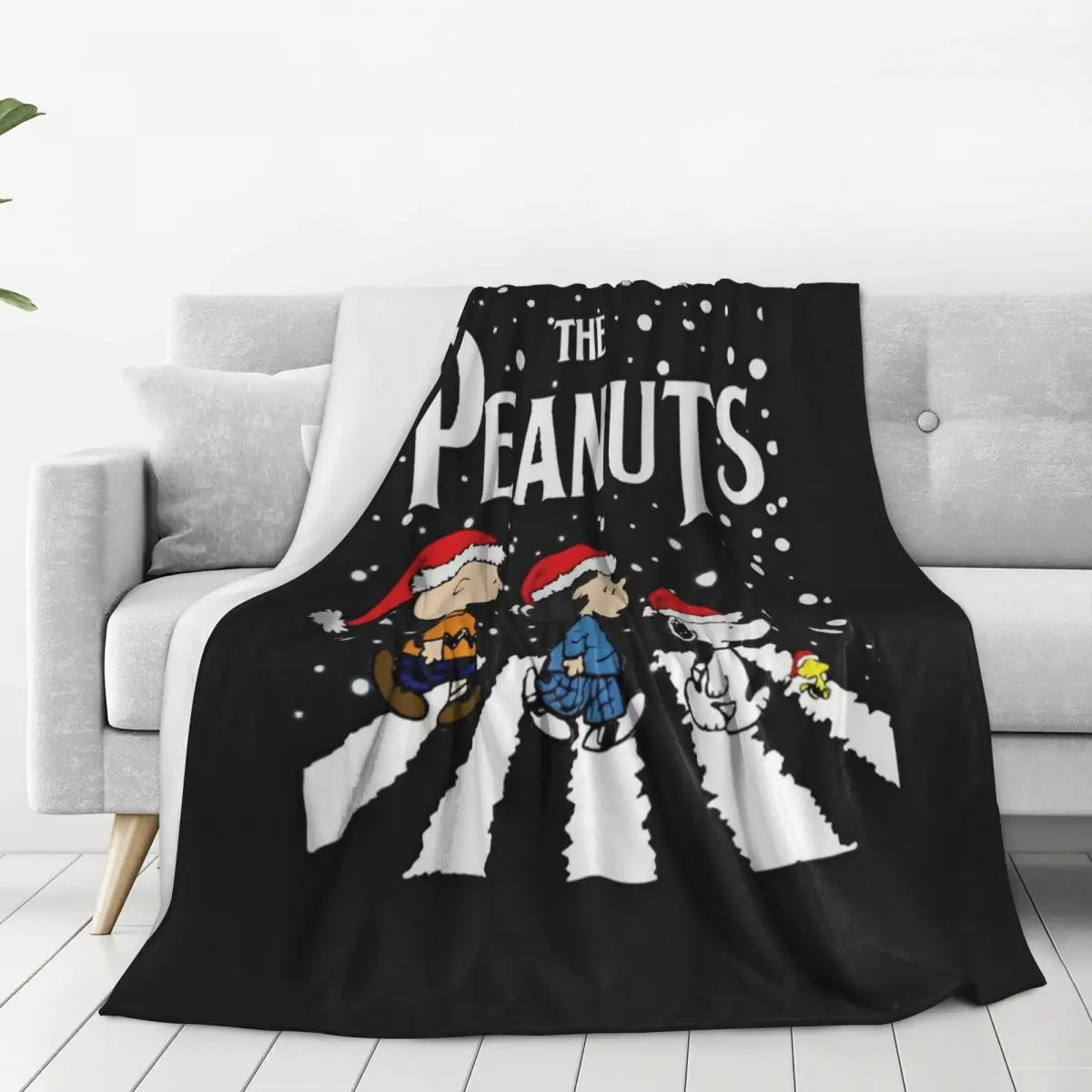 Snoopy Christmas Cartoon Blanket Quality Warm Throw Blanket Winter Travel Bedroom Fluffy Bedspread