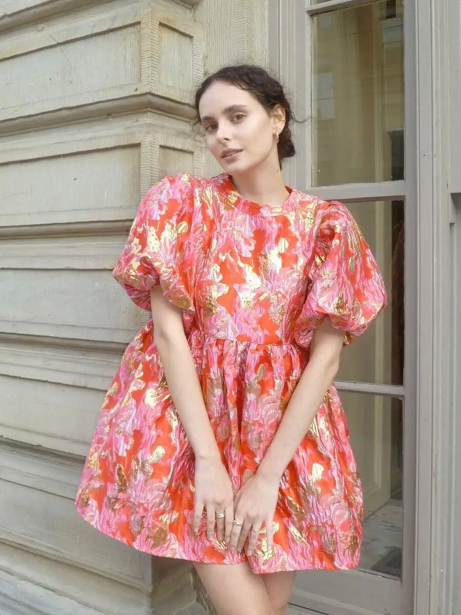 

Sweet Red Embroidered Heavywork Loose Short Sleeve Princess Dress Style Early Autumn New Arrival Bubble Sleeve Dress