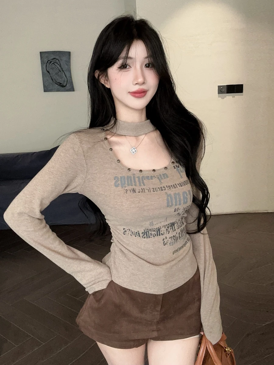 Sweet Cool Design Shoulder Level Square Neck Letter Print Rivet T Shirt Versatile Slimming Pure Desire Base Shirt Top
