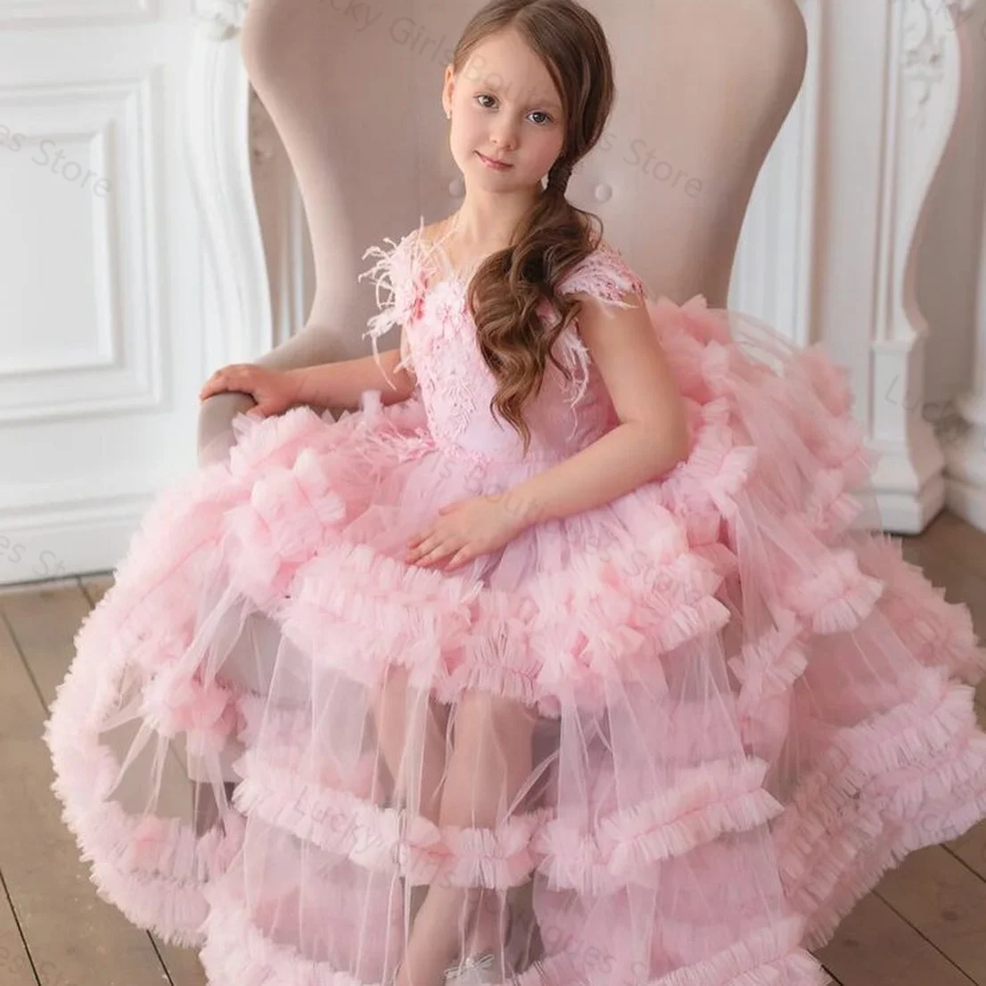 Pink Tulle Flower Girl Dresses Lace Appliques Feathers Kids Birthday Gowns Tiered Ruffles Little Girls Photoshoot Dresses