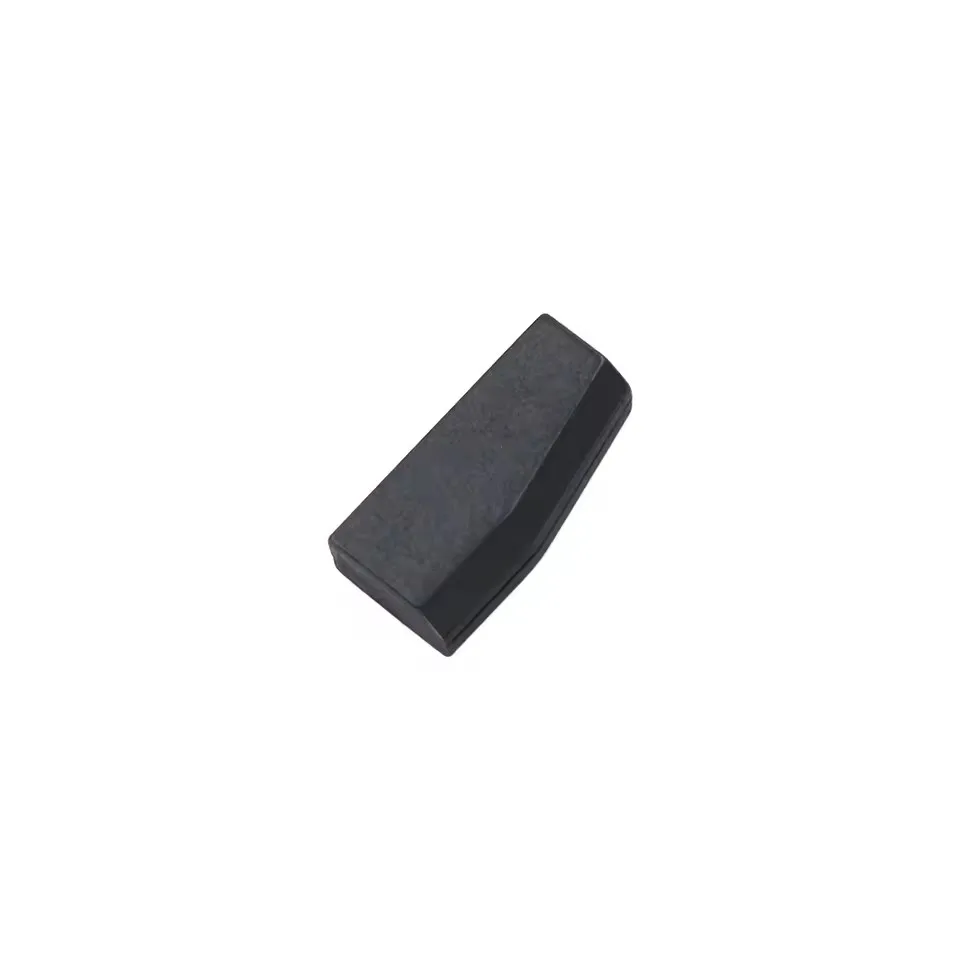 TP09 ID40 for Opel / TP13 ID41 for Nissan A32 / ID42 for Volkswagen VW Jetta / TP16 ID45 for Peugeot Transponder Car Key Chip view 3