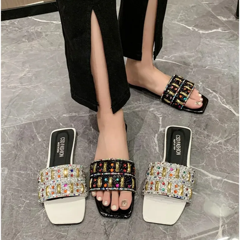

Тапочки для блестящих сандалий со стразами, женские уличные пляжные повседневные пикантные модные женские туфли больших размеров на плоской подошве Sandalias De Mujer