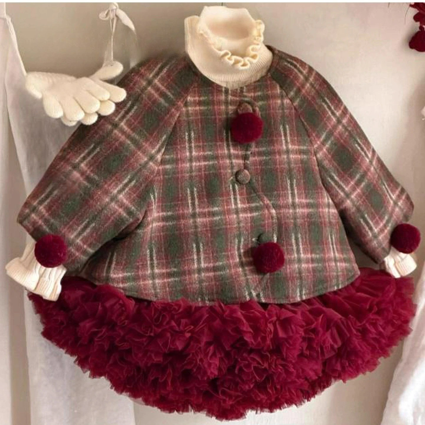 

Girls' Set Autumn and Winter Clothes Children's Retro Western-style and Velvet Plaid Coat Tutu Skirt New Christmas Clothing