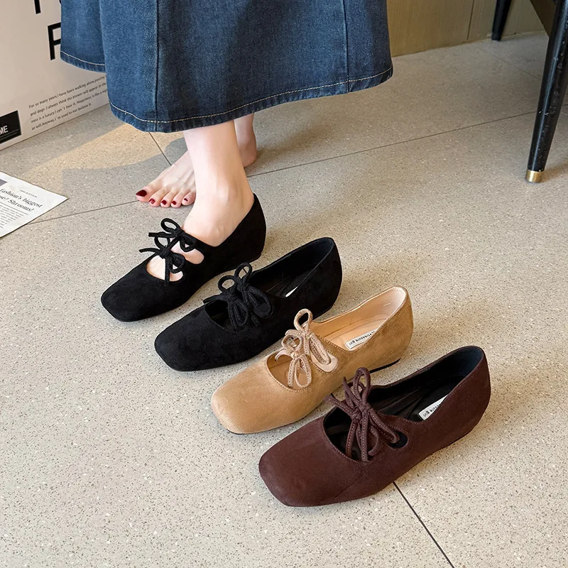 

Retro Velvet Red Low Top Flat Shoes For Women Inner Height Increasing Design Wide Plus Size Large Size Ladies Casual Soft Sole C