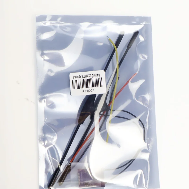 

HappyModel ES900 DUAL RX ELRS Diversity Receiver 915MHz/868MHz Built-in TCXO For RC Airplane FPV Long Range Drones