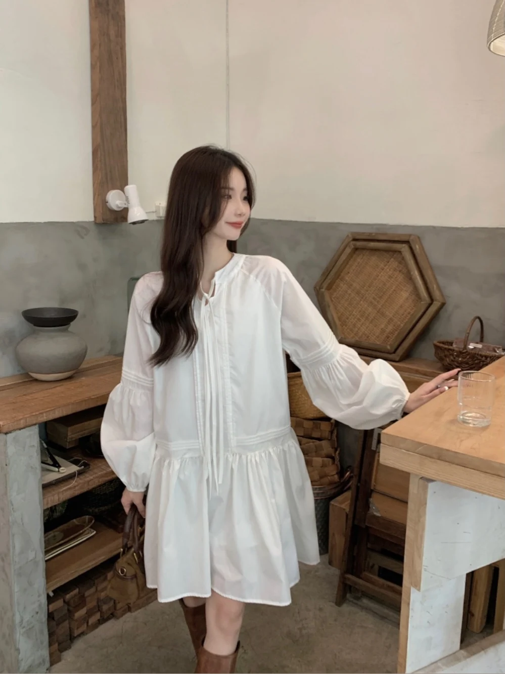 スイートボウレースランタンスリーブドレスレディースルーズAラインドールショートスカート秋の新スタイル快適な通勤スタイル長袖