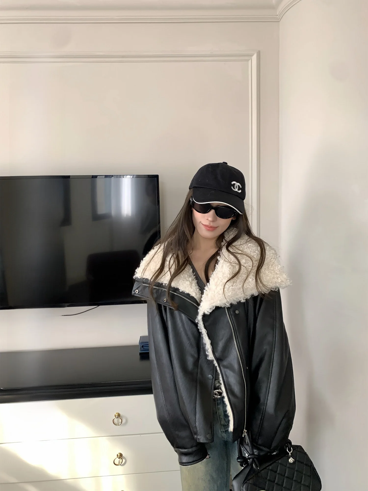 

Hhi Millennium Retro Bla Leather Jaet Women's Autumn Winter Warm eepskin Fur Inteated Coat Long Sve Zipper Closure