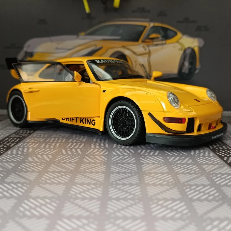 1:22 Simulation Porsche RWB993 Alloy Car Model Rally Racing Car has simulated sound and lighting functions, rich details
