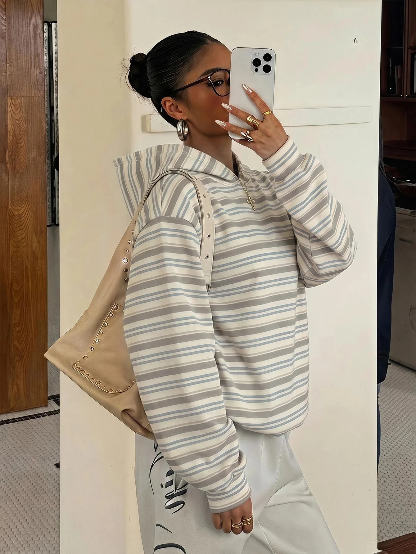 2026 Hot Sale Autumn and Winter Striped Design Pattern Printe Women's Hoody Sweatshirt Minimalist Casual Pullover Top Daily Wear