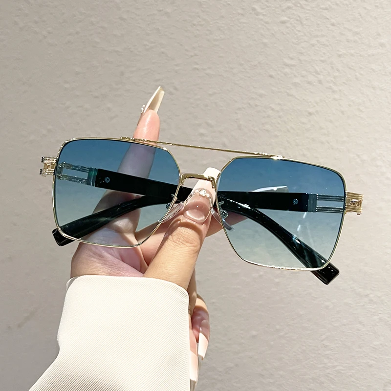 KAMMPT Übergroße Quadratische Sonnenbrille für Herren 2026 Neue Mode Vollrand Farbverlauf Outdoor Casual Shades Damen Markendesign Sonnenbrillen