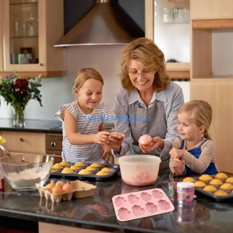 

Multipurpose Silicone Cartoon Cloud Baking Molds 8 Sections Baking Tray for Sweet Treat