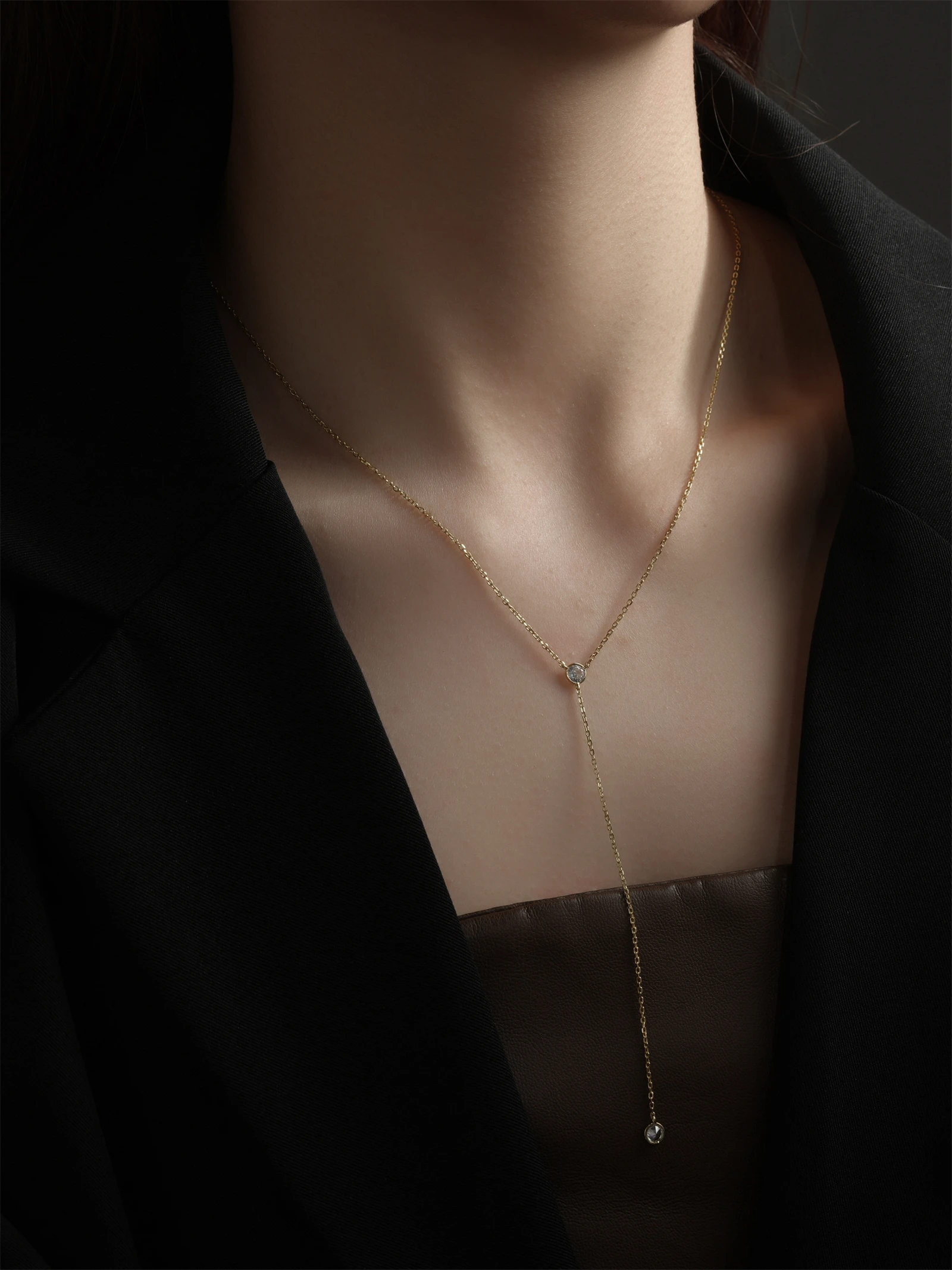 VEWANT Okrągły CZ Wisiorek Krzyż Y 925 Sterling Silver Wisiorek Długi Łańcuch Naszyjnik Choker Luksusowa biżuteria 2024 — zdjęcie 6