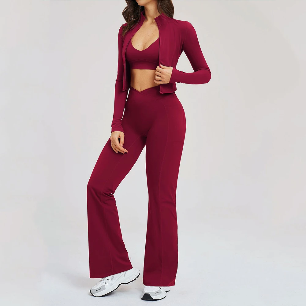 

Спортивный костюм для йоги из 3 предметов: мягкие дышащие брюки-клеш с высокой талией, спортивный топ и лонгслив для фитнеса и тренировок.