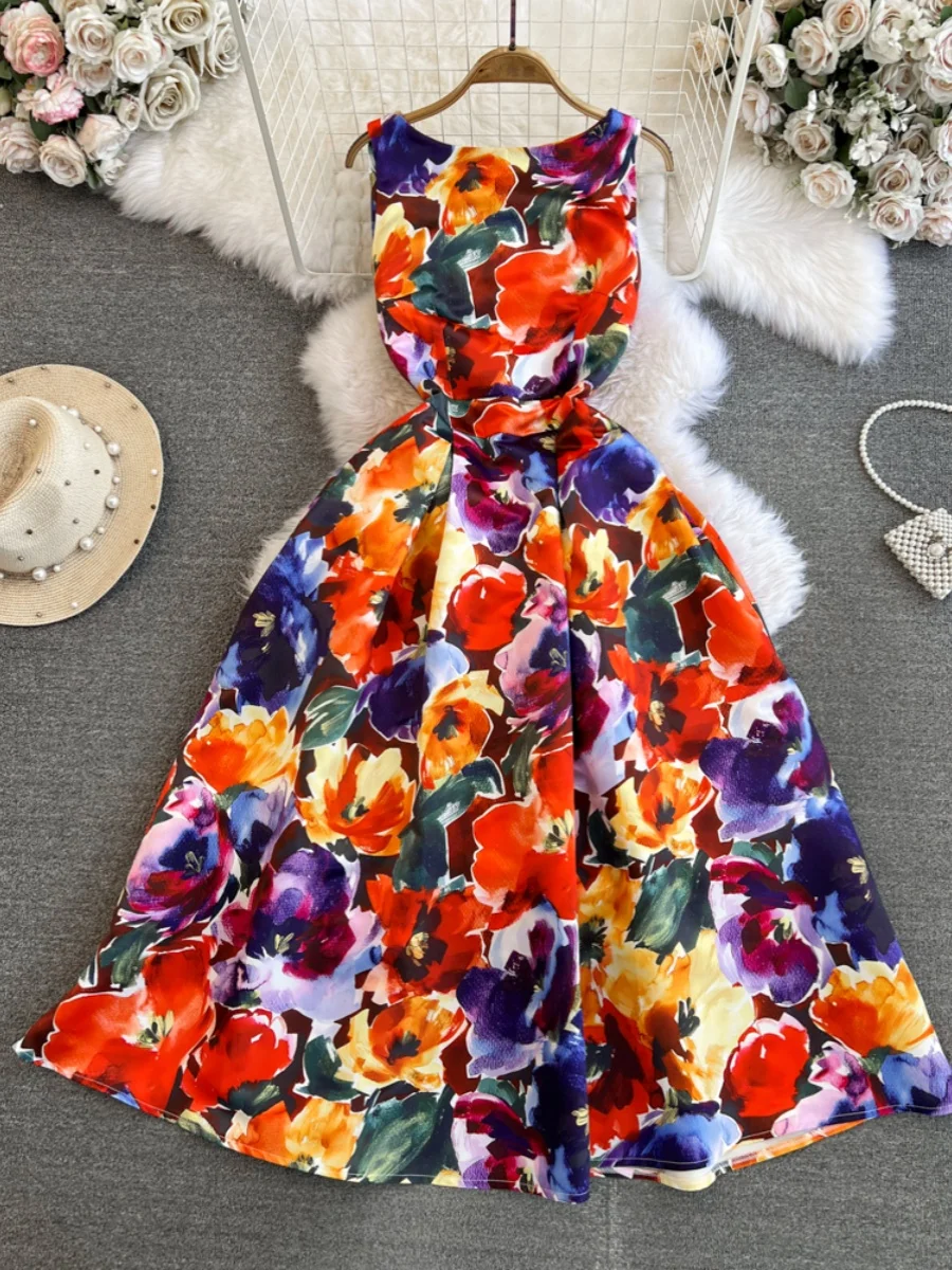 우아한 A라인 드레스 고급스러운 민소매 라운드 넥 슬림핏 프린트 가운 젊은 여성 여름 시즌 미디 길이 자연 허리라인