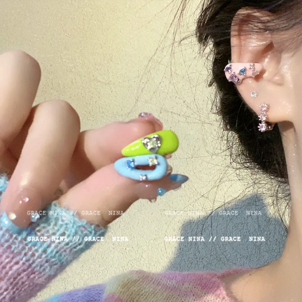 

Youth diary, colorful, gorgeous, cute, ear bone clips, light luxury temperament, ear clips, women, no ear piercing, niche design