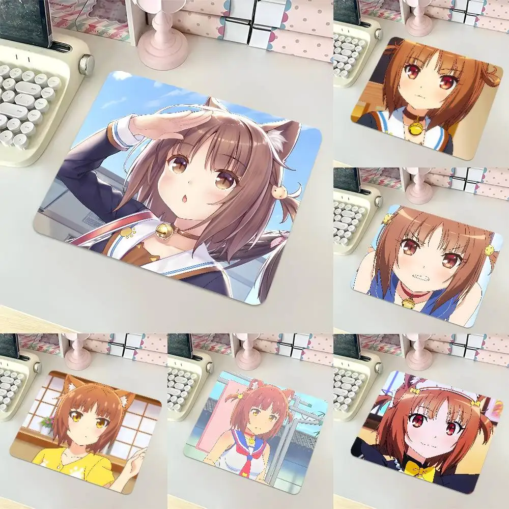 Azuki Mousepad Small LockEdge Mouse Pad For Gamers Computer Desk Pad Rectangular Anti-slip Rubber