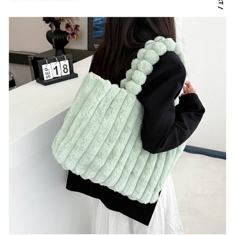

Elegant Crossbody Handbag Luxury Leather Women's Bag Famous Designer Classic Paris Elegant Detail Daily Bag​