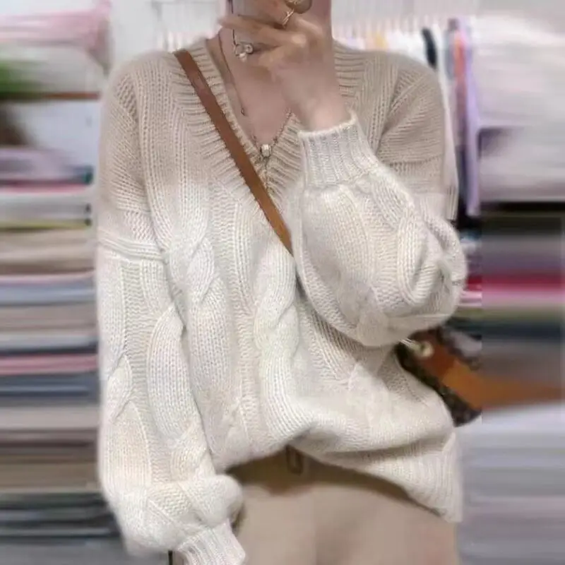 

Women's V-Neck Sweater Winter Loose Knitwear Keep Warm Innerwear Tops Student Jumper Lazy Soft and Sticky Layering Pullover