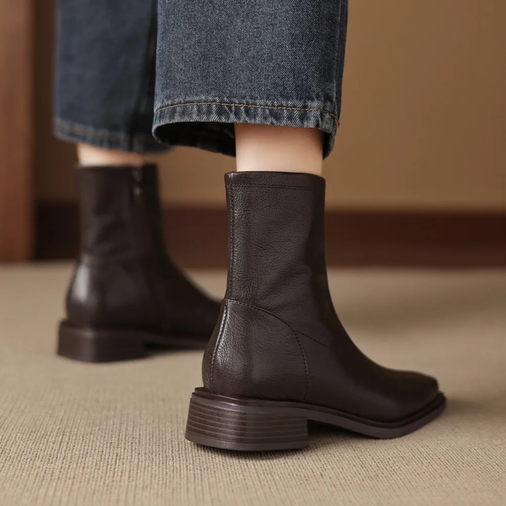 2026 Black Leather Women Ankle Boots Side Zipper Decor Flats Chelsea Botas Mujer Vintage Brown Autumn Knight Botines Femmes