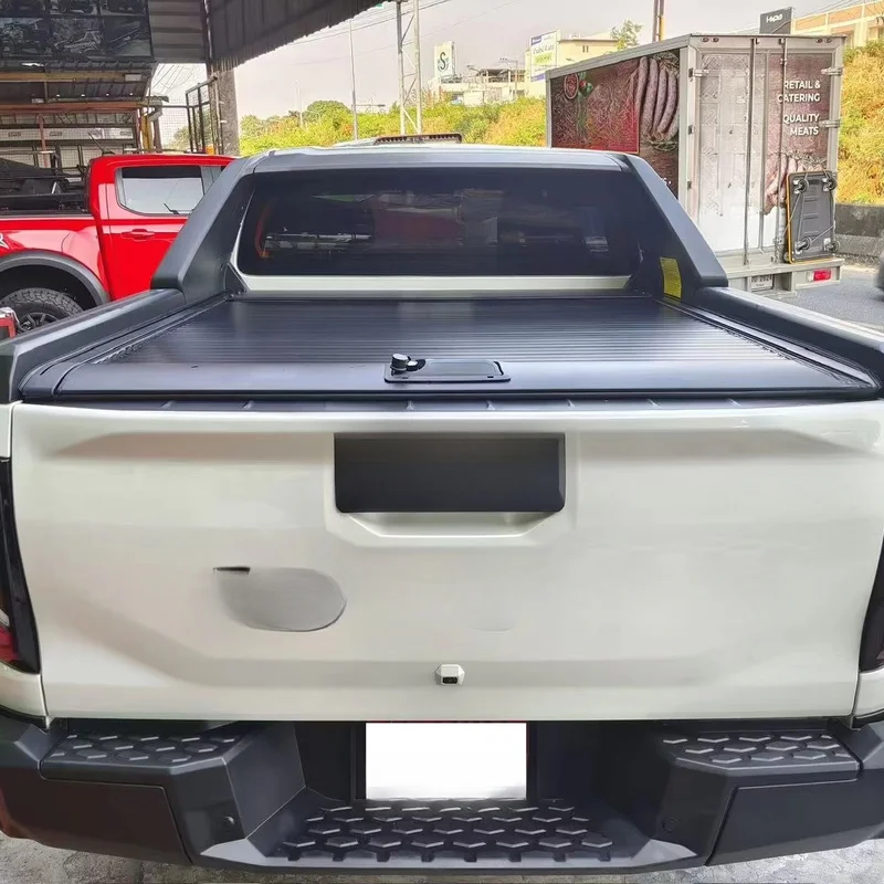 Auto Parts Aluminum Alloy Hinged Roll-Up Retractable Waterproof Locking Tonneau Cover For Pickup Trucks