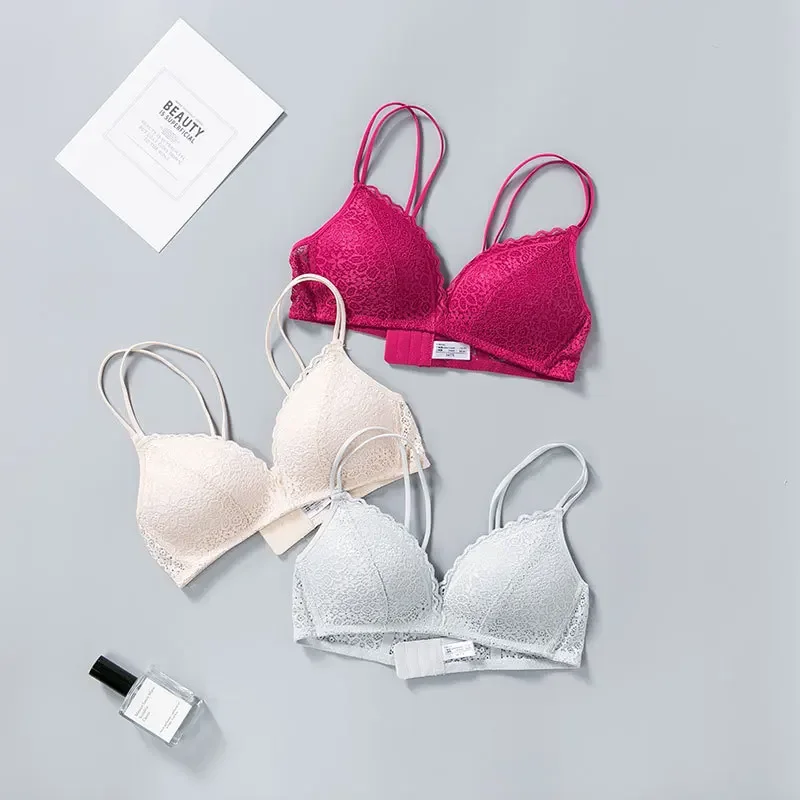 Wirefree الصدرية النساء رفع مثير الملابس الداخلية رقيقة تنفس الفتيات حمالات الصدر فستان من الدانتيل حمالة النوم الصدرية