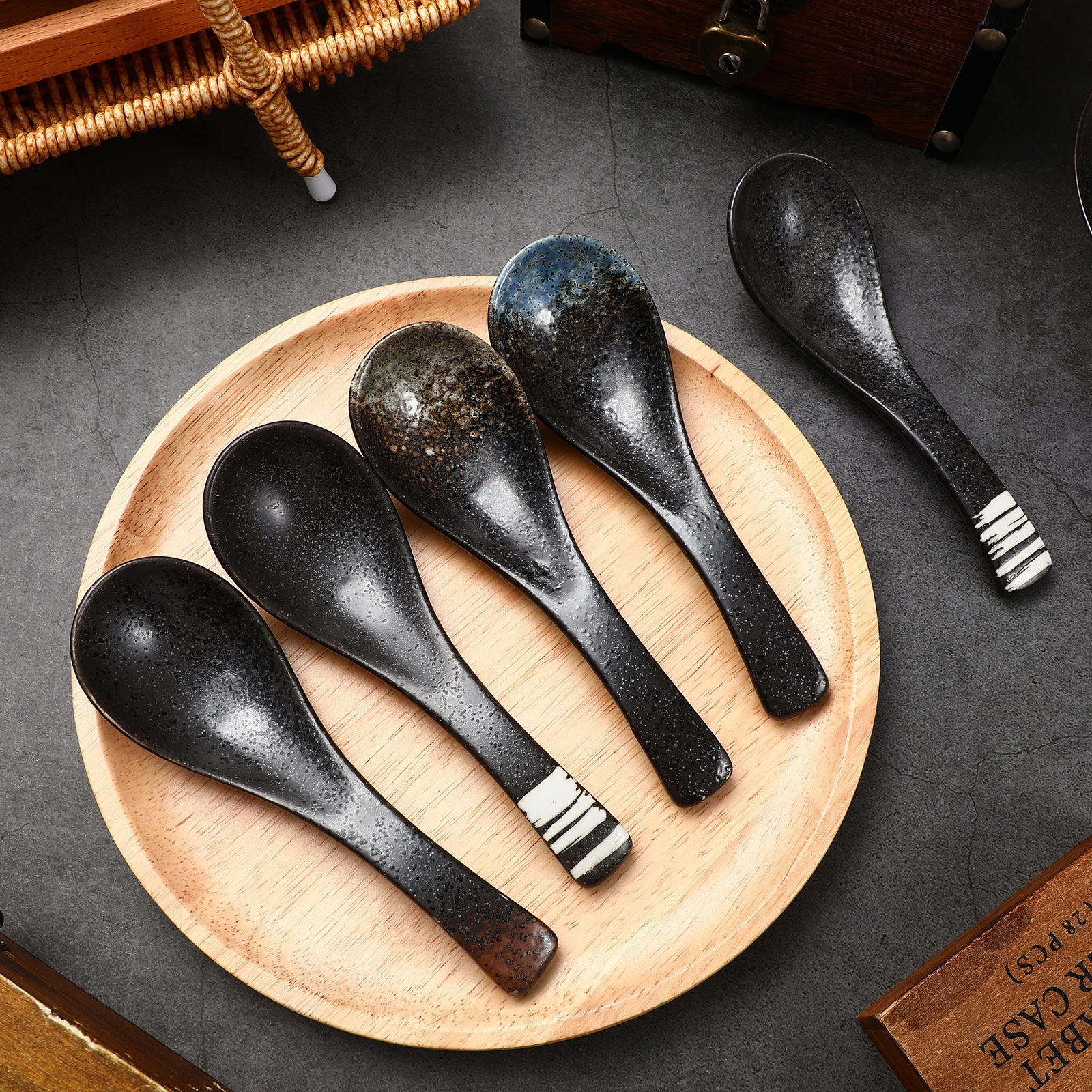 

5 Pcs Ceramic Spoon Kitchen Serving Spoons Porcelain Japanese Korean Tableware Soup Household