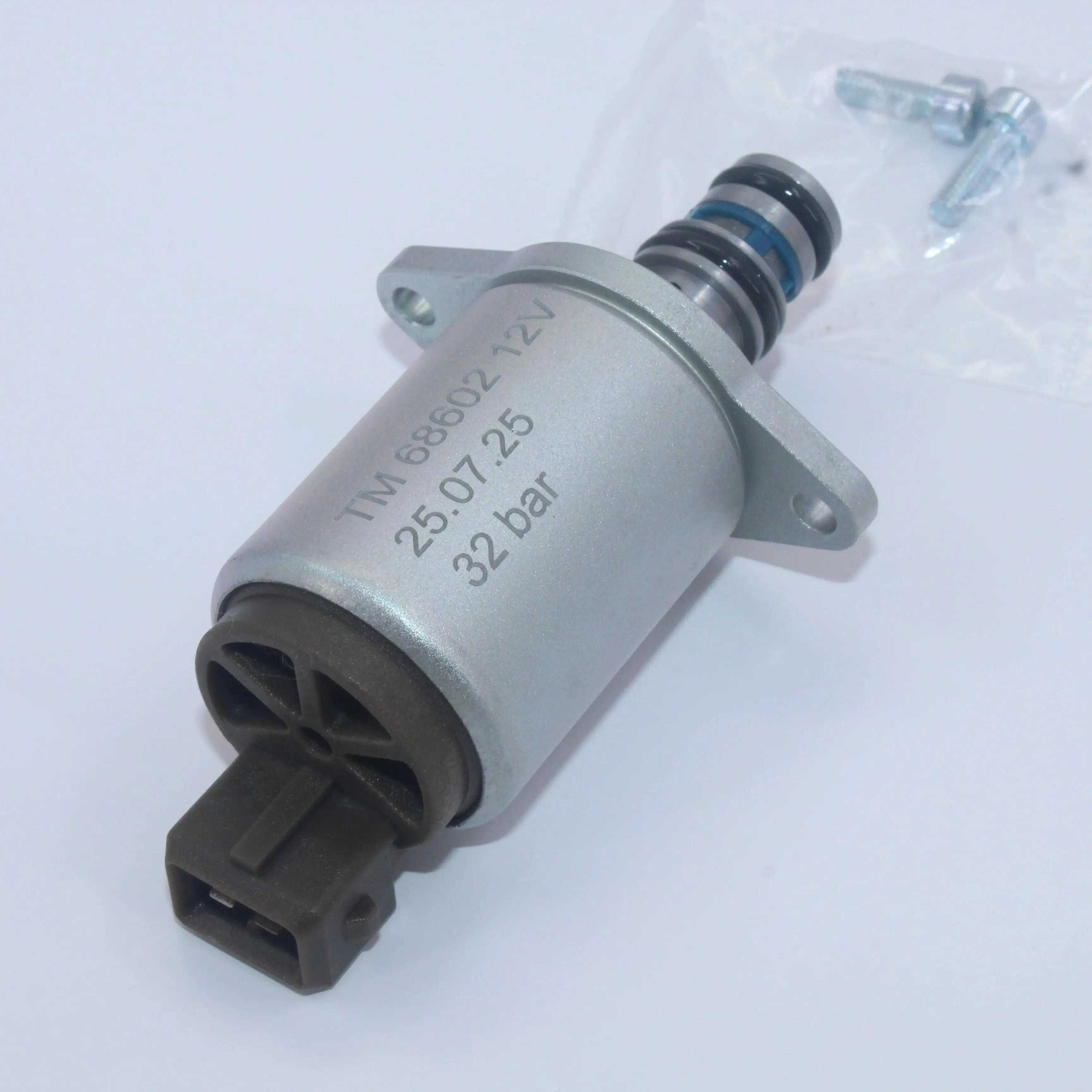 TM68602 12V 32 Bar Electric Proportional Pilot Solenoid Valve for Excavator