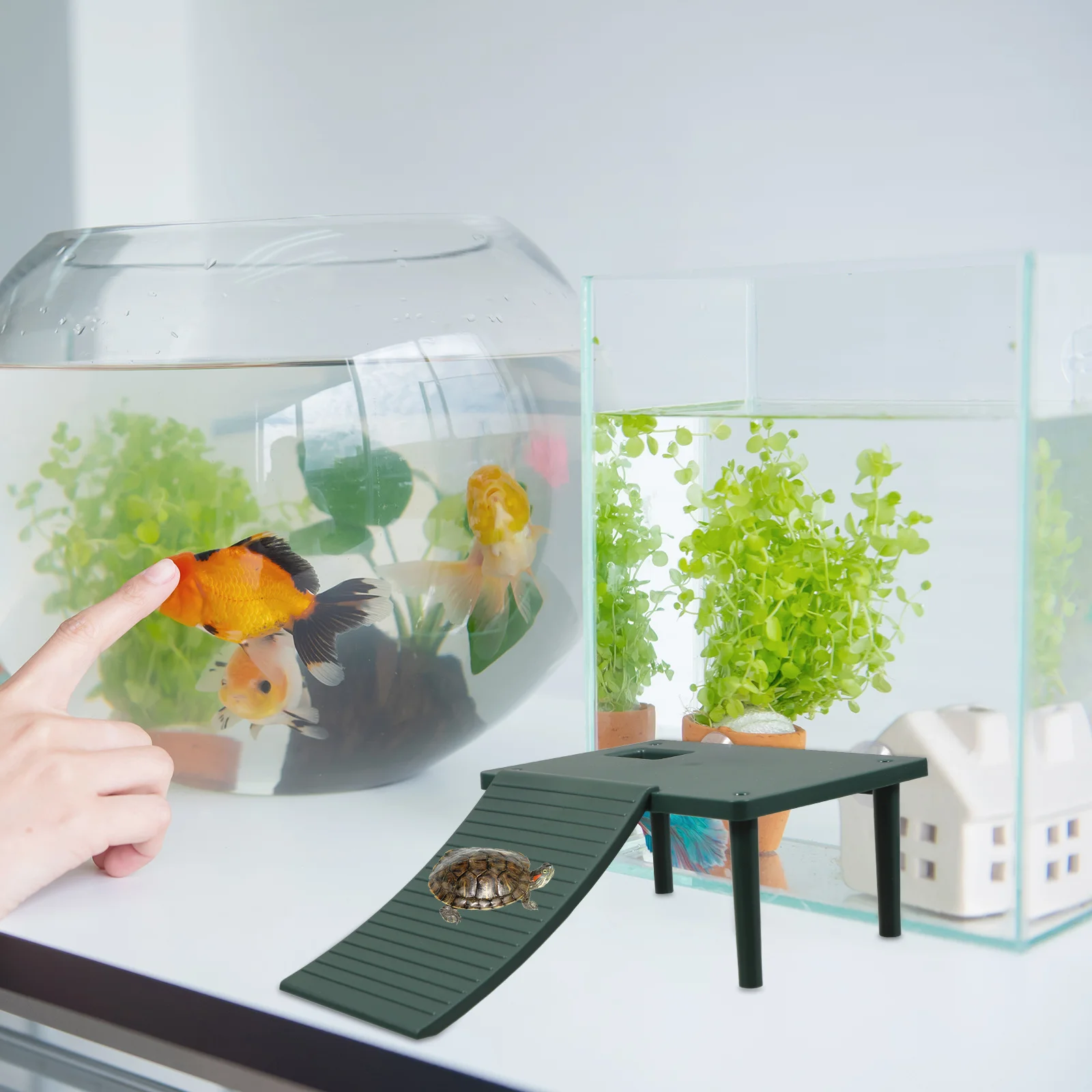 

Stable Floating Turtle Platform with Climbing Ramp Large Basking Area for Aquatic Turtles Reptile Tank Habitat Decoration Island