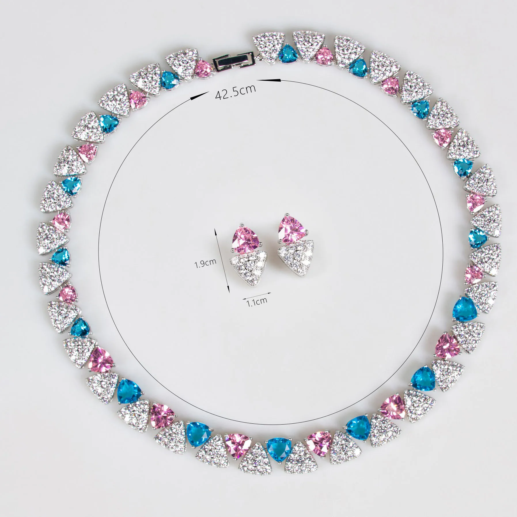 Triangolo colorato super lucido Gioielli con zirconi Collana da donna Orecchini Accessori Set Serata per feste Regalo di nozze Prom M-334