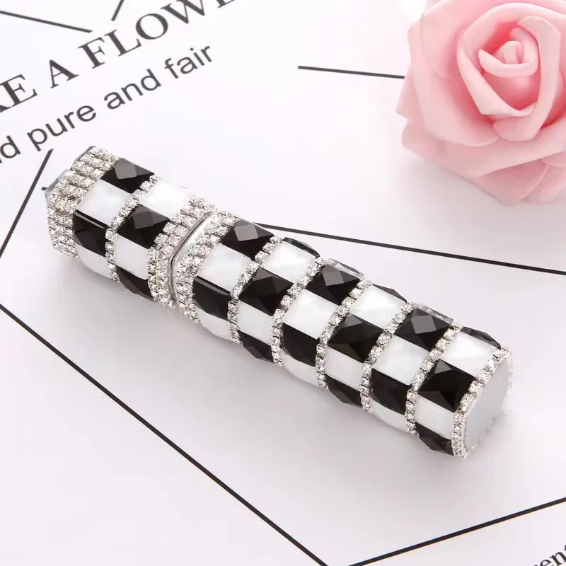 Luxury Diamond-Encrusted Perfume Bottle Refillable Perfume Atomizer for Travel Spray Bottle Cosmetic Container Empty Bottle