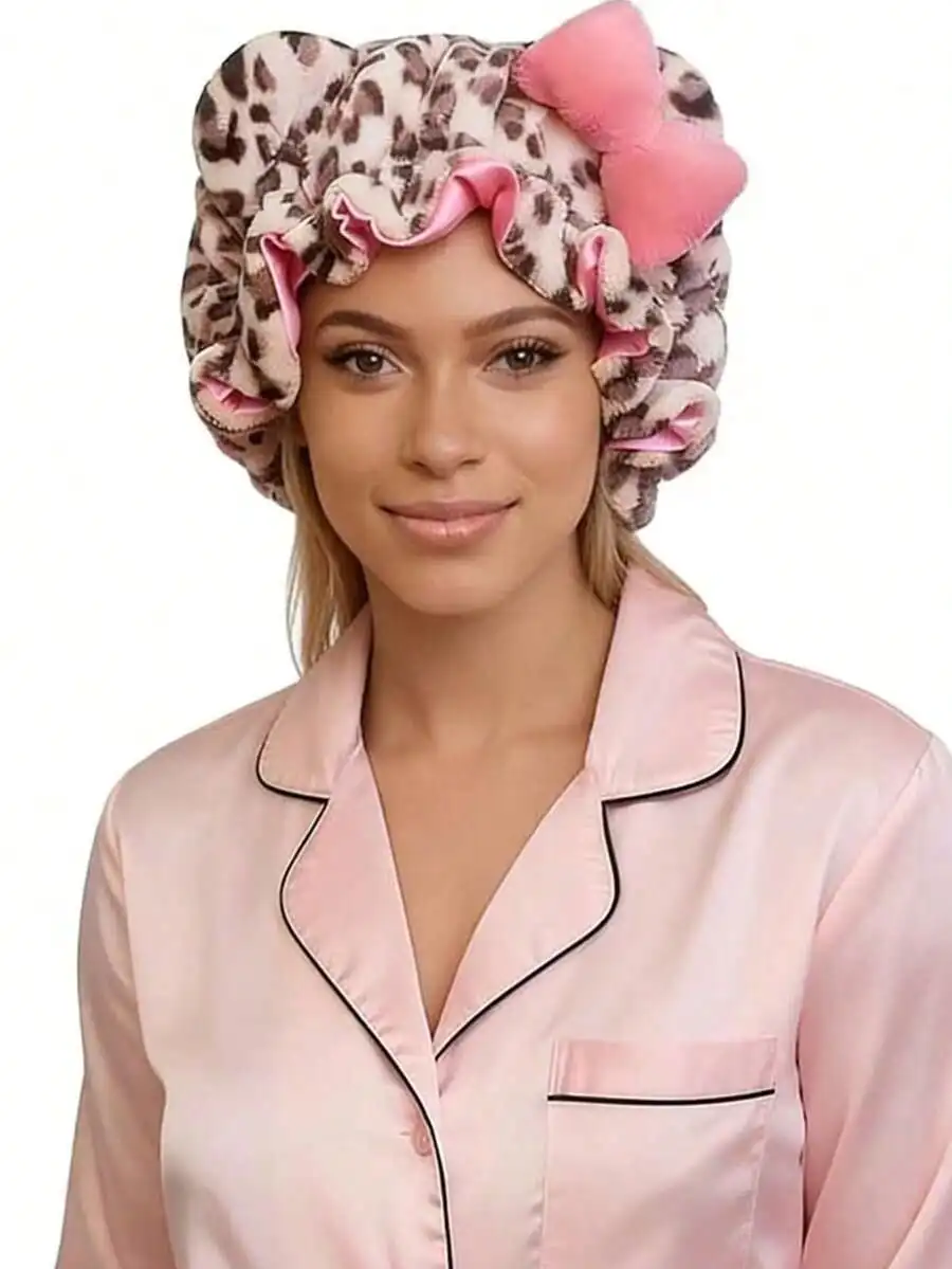 1 Stück Luxuriöse Schlafmütze mit Leopardenmuster aus Rosa Teddyfleece, Verstellbare Anti-Frizz-Mütze mit Satinfutter, Bequem Dehnbar – Detail 3