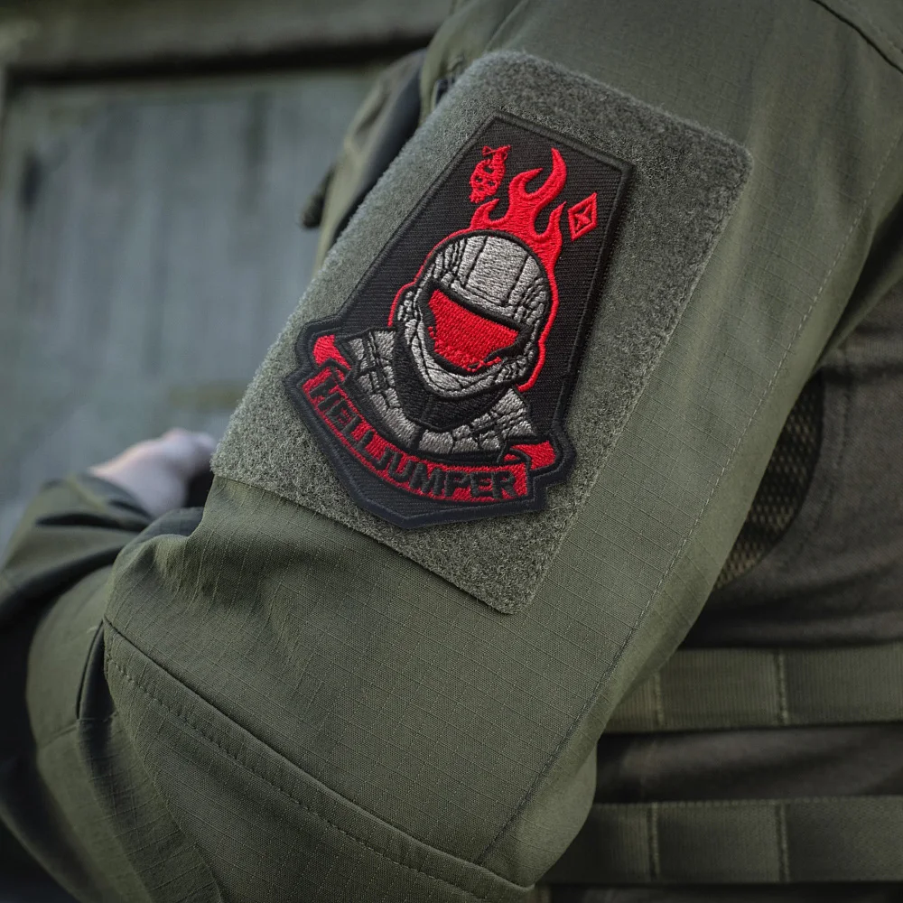 Parche Helljumper ODST bordado – Casco rojo flameante con velcro - imagen 4