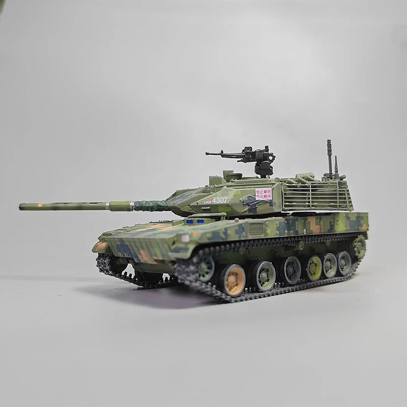 1:72 Scale Plastic Chinese Type 15 Light Main Battle Tank Model Militarized Combat Track Type Classics Collection Gifts Display